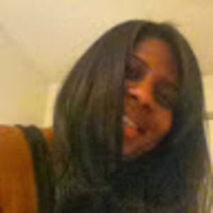 Meet your Posher, Iesha